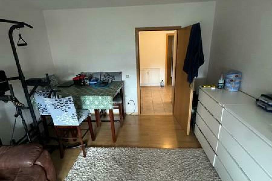 18 WoZi Blick Flur