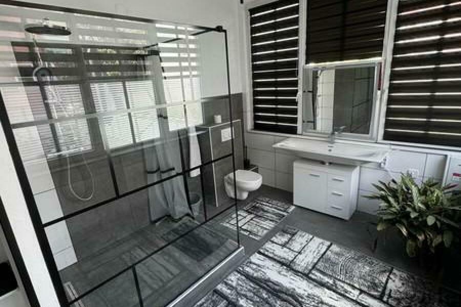13 Dusche WC Hygienebereich