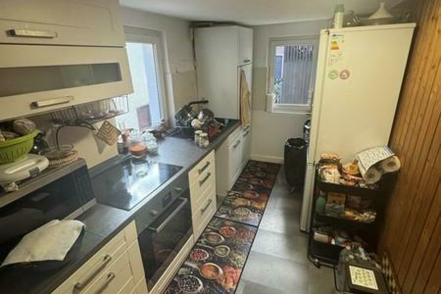 17 Einbauküche - bleibt drin