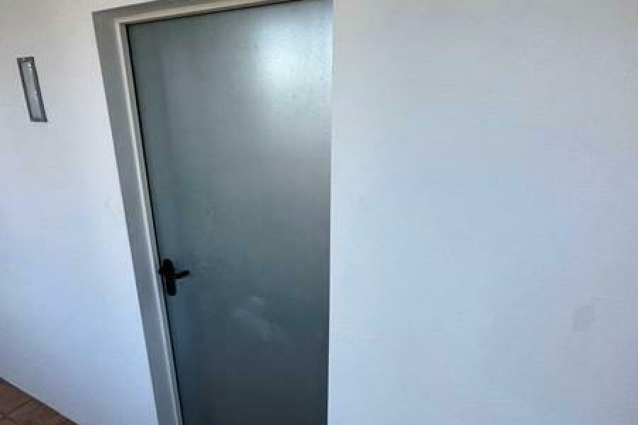 4 AStR im Flur der Hauptwohnung