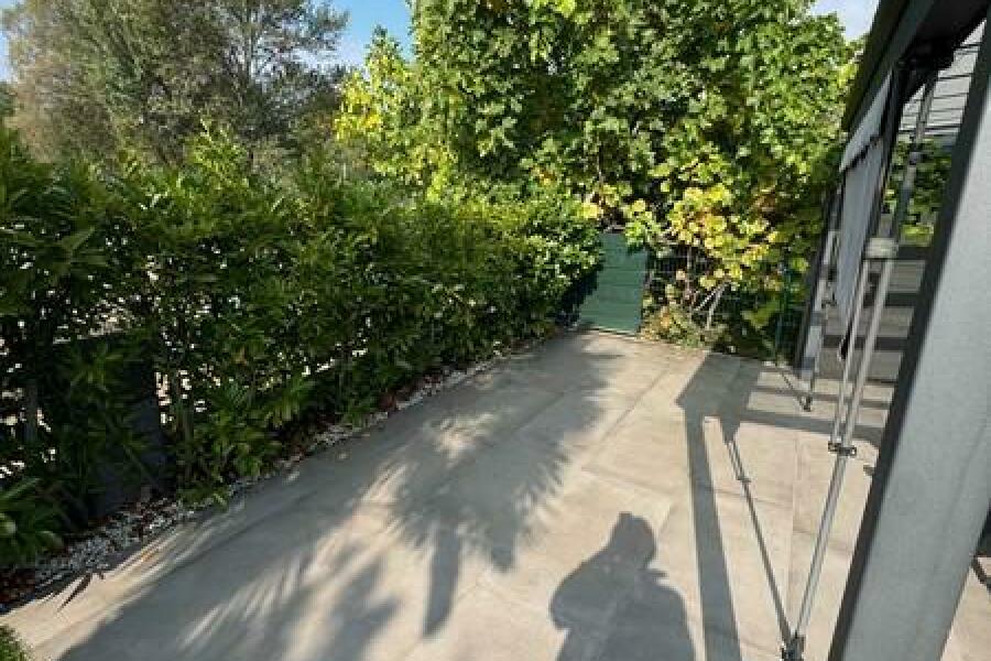 17 Teil der Terrasse