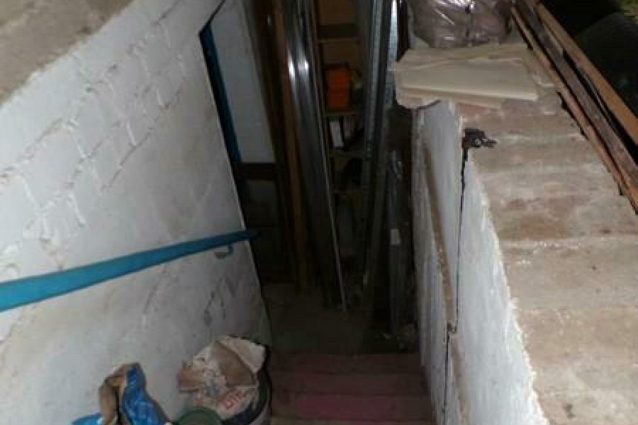 Kellerabgang im Schuppen für unter Garagen