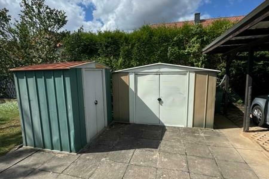 8 Gartengeräte + Fahrradbox