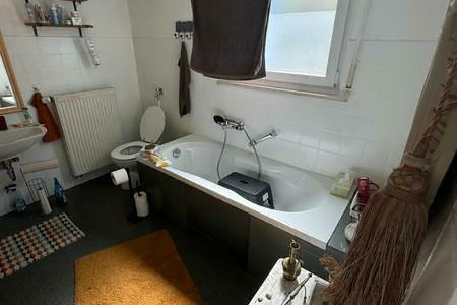 27 Bad im EG - DU - WA