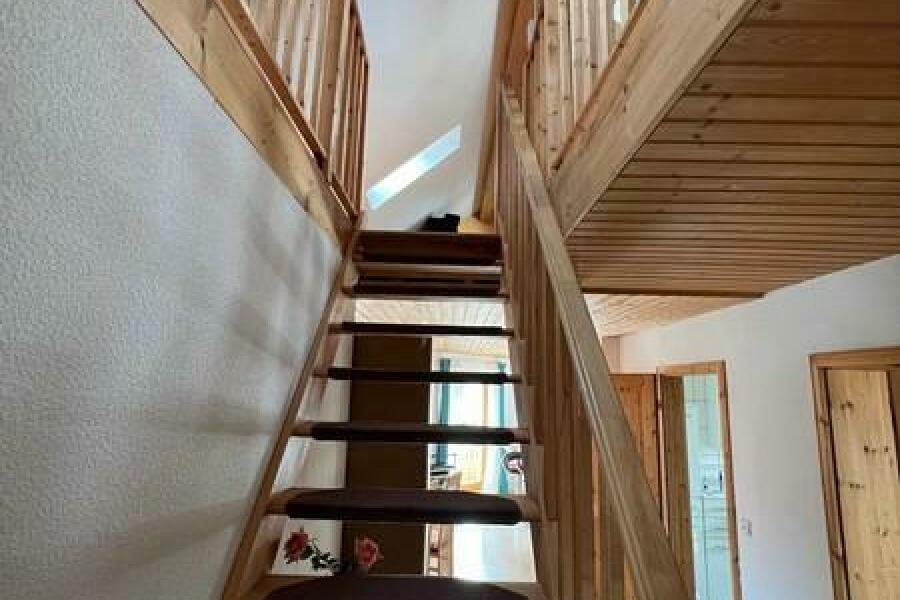 55 WE3 Treppe zum DG2