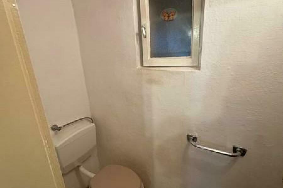 20 Gäste WC