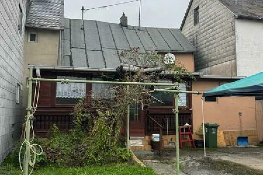 7 Haus Rückseite