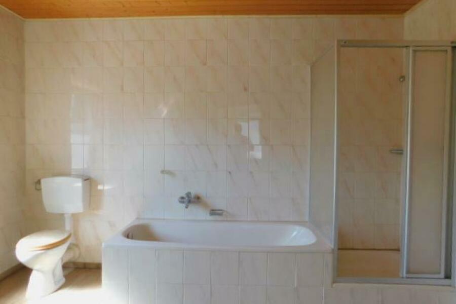 SB14 Badezimmer