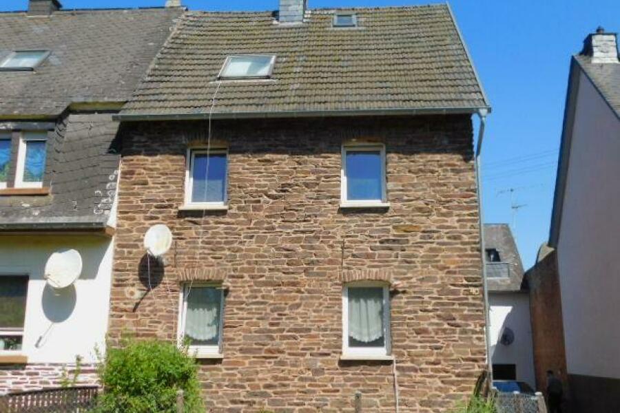 SB1 Ansicht Straßenseite