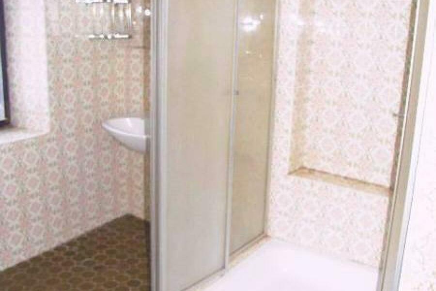 23 - OG NG Bad mit Dusche