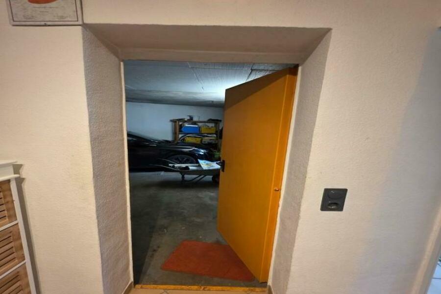EG Garage Zugang WG 1
