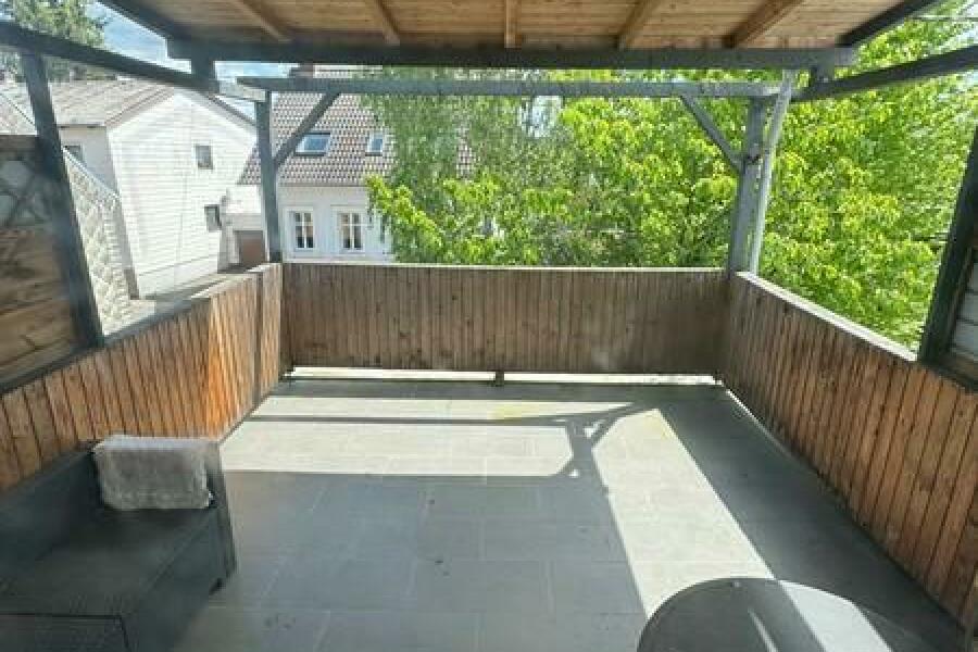 31a OG - Balkon überdacht