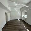 24 Schlafzimmer oder Wohnzimmer