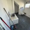 43 Bad mit Wandschrank im DG