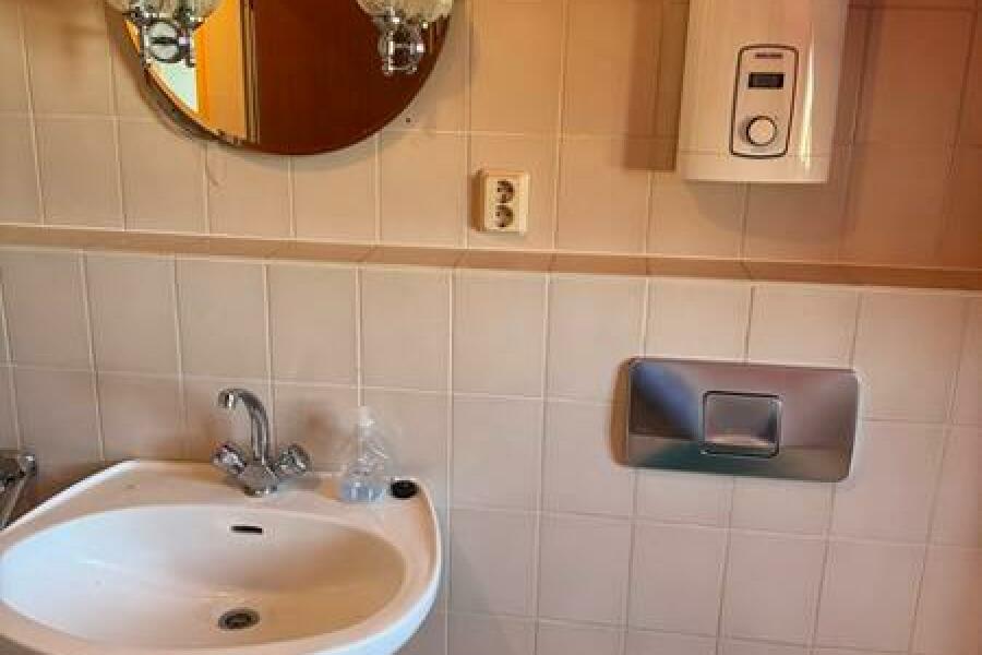 IB8-2 Badezimmer