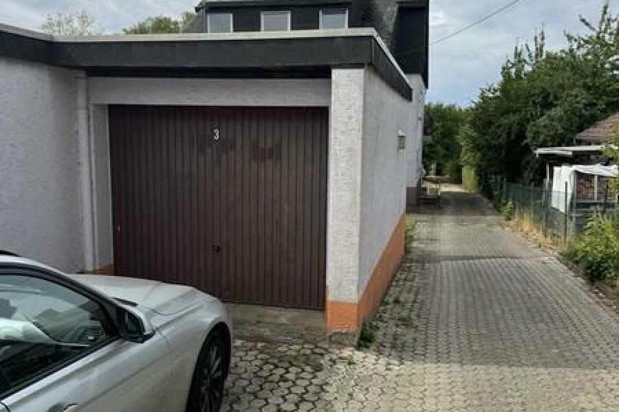 6 Garage