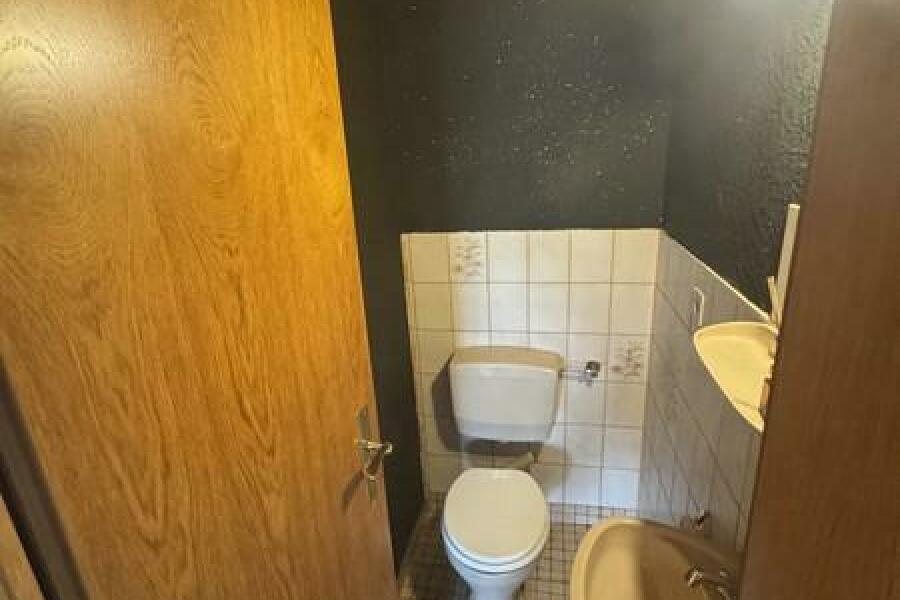 25 Gäste WC