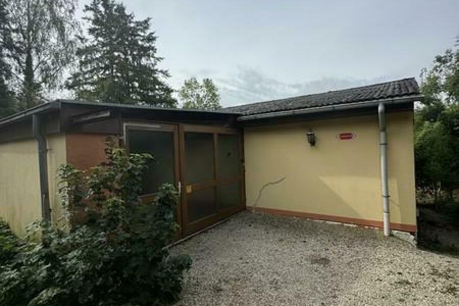 40 separate Halle und Werkstatt