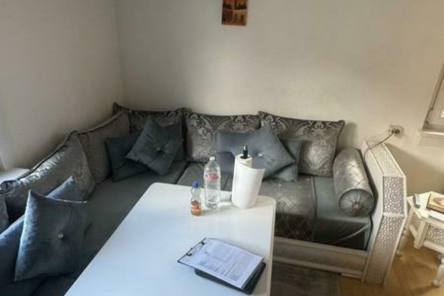14 Wohnzimmer