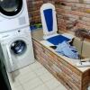 Badezimmer mit Wasch-Trockenmöglichkeit