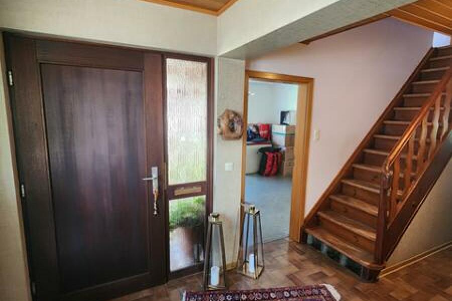 HB3 Diele- Flur-Treppenaufgang