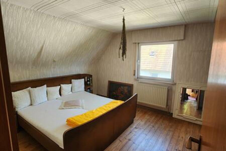 HB12 Schlafzimmer 2