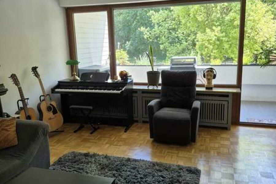 19 Wohnzimmer