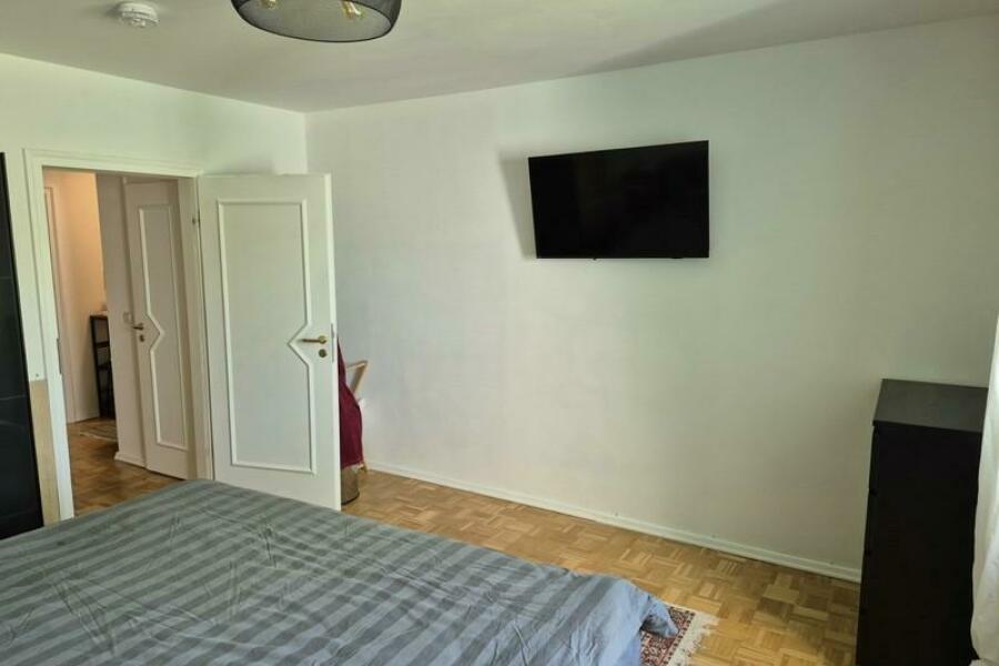 24 Schlafzimmer