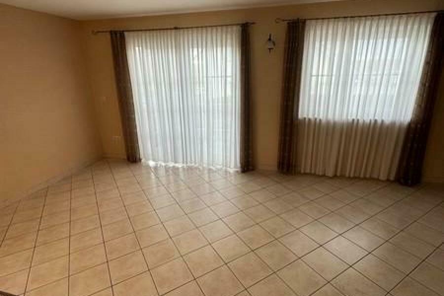 37 WoZi mit Terrassenzugang