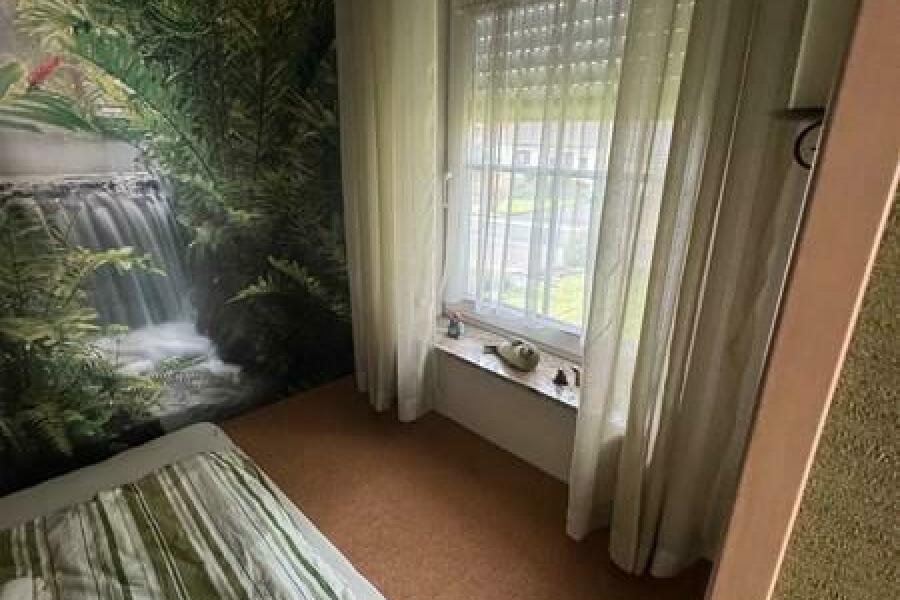 24 kleines Nebenzimmer