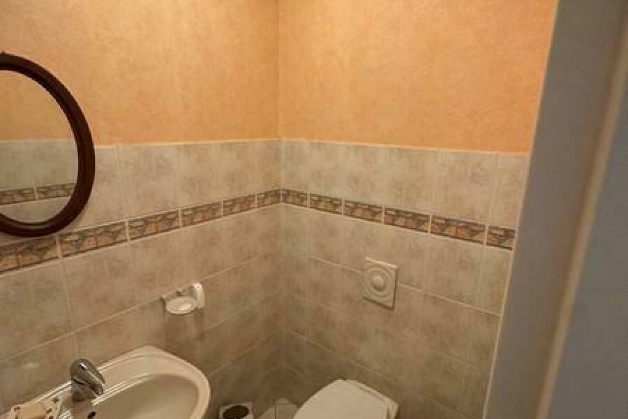 14 Gäste WC