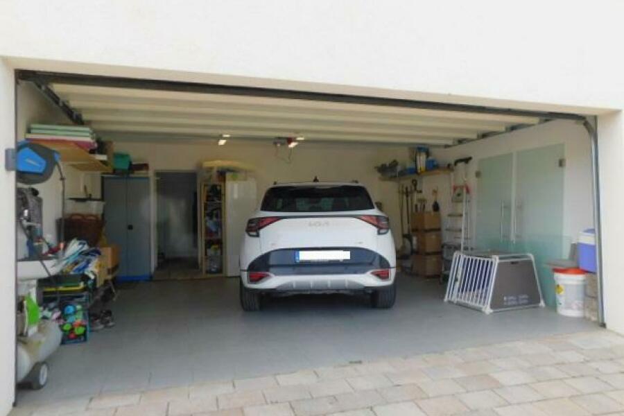 BB34 Garage