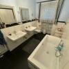 39 Bad EG mit Wanne