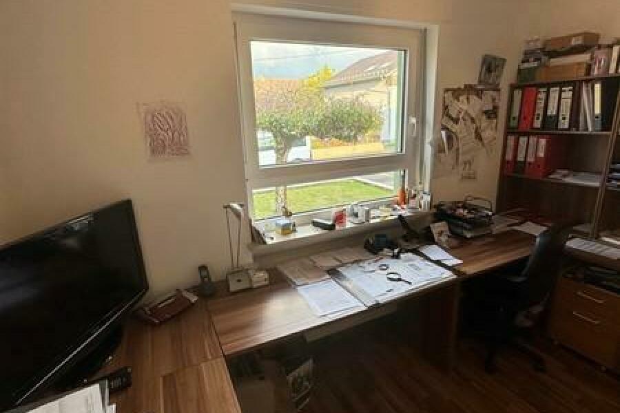 41 Büro EG