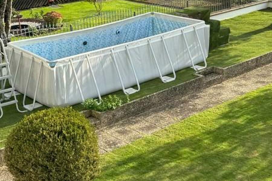 11 Pool Rückseite