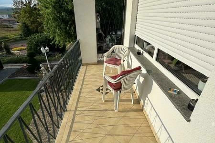 17 Balkon Rückseite