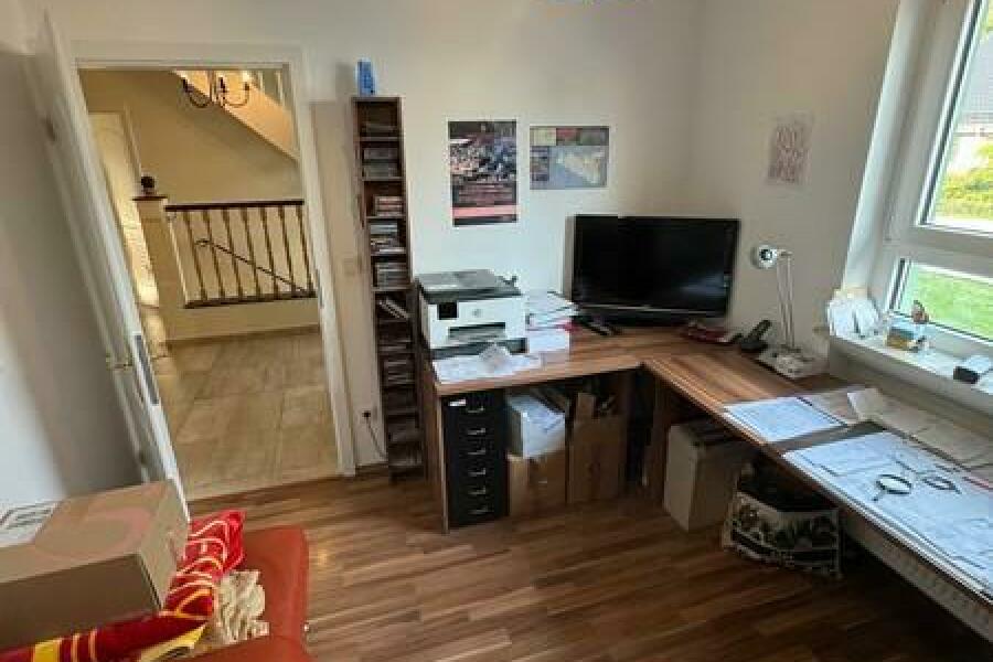 42 Büro EG