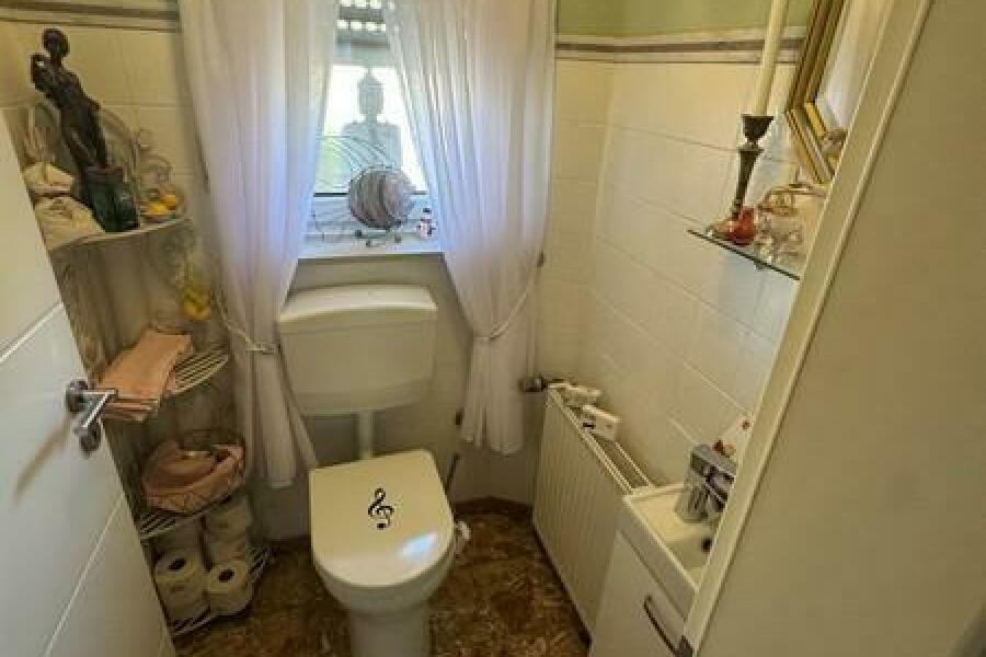 20 Gäste WC