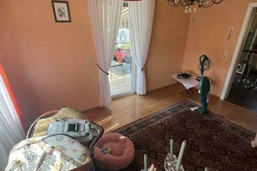 11 Wohnzimmer