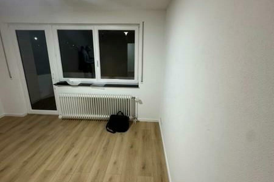 18 WoZi mit Balkonzugang