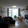 4a Wohnraum (Blick zum Balkon)