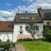 61 Rückansicht mit Solarzellen