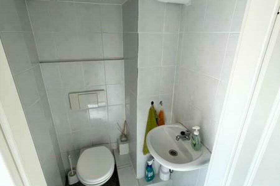 17 HH Gäste-WC