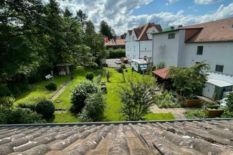 55 Blick über Garten