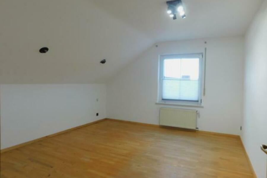 EB15 Schlafzimmer Eltern