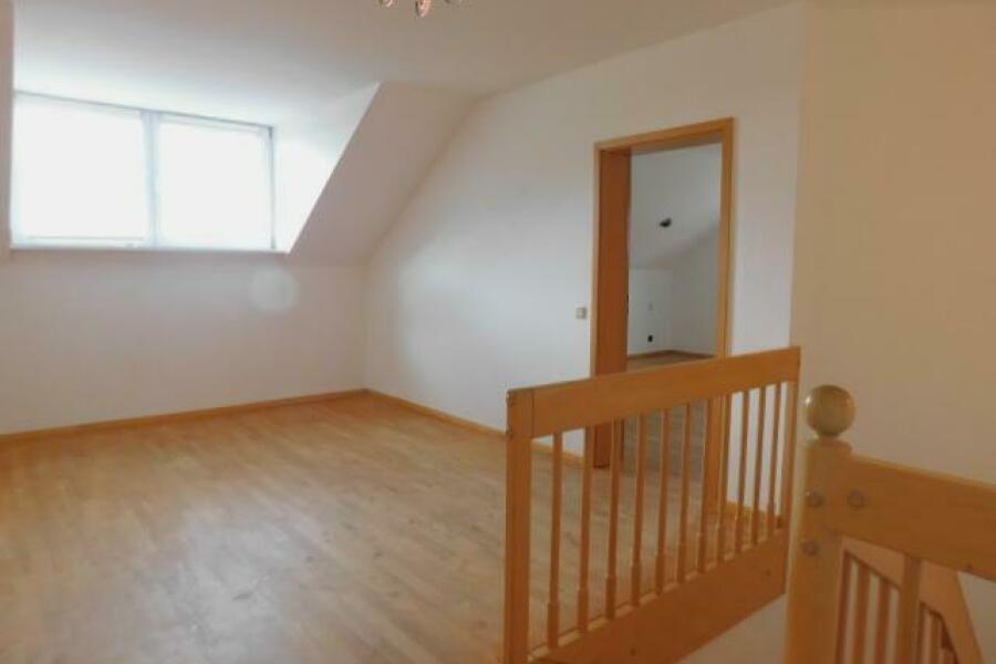 EB12-1 Diele Schlafbereich DG