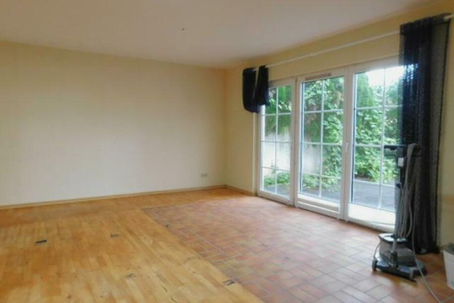 EB20 Arbeitszimmer Tiefparterre