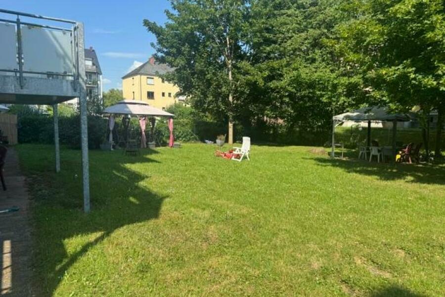 RB4 Blick in den Garten