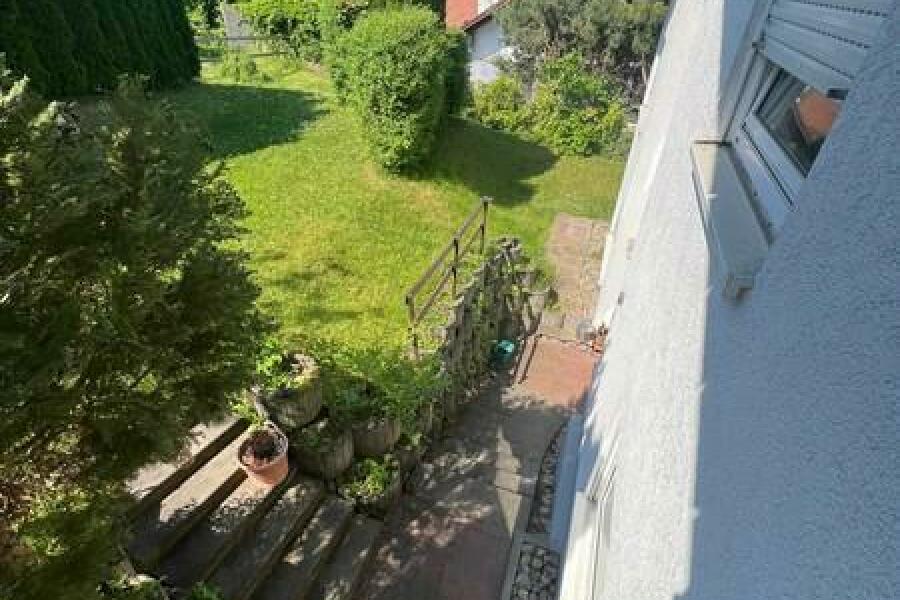 40 Blick auf den Garten