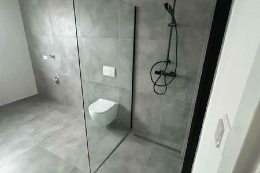 27 Bad mit Du WC WM-Anschluß